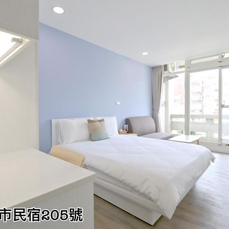 Locomotive Homestay Tamsui Extérieur photo