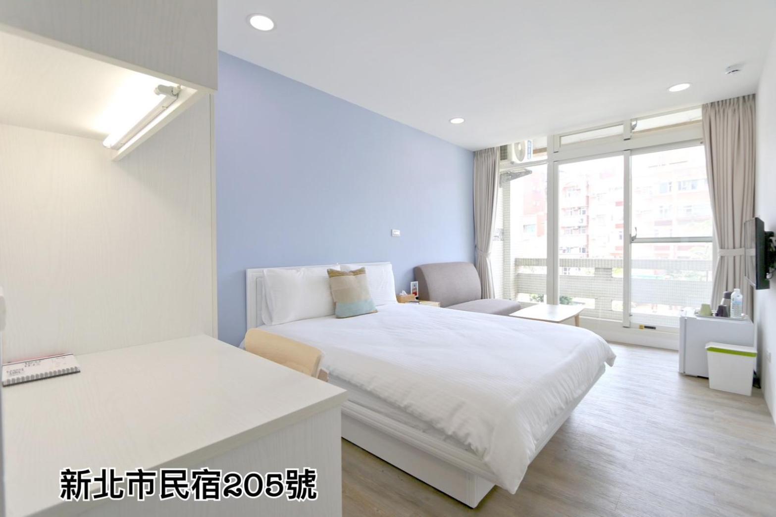 Locomotive Homestay Tamsui Extérieur photo