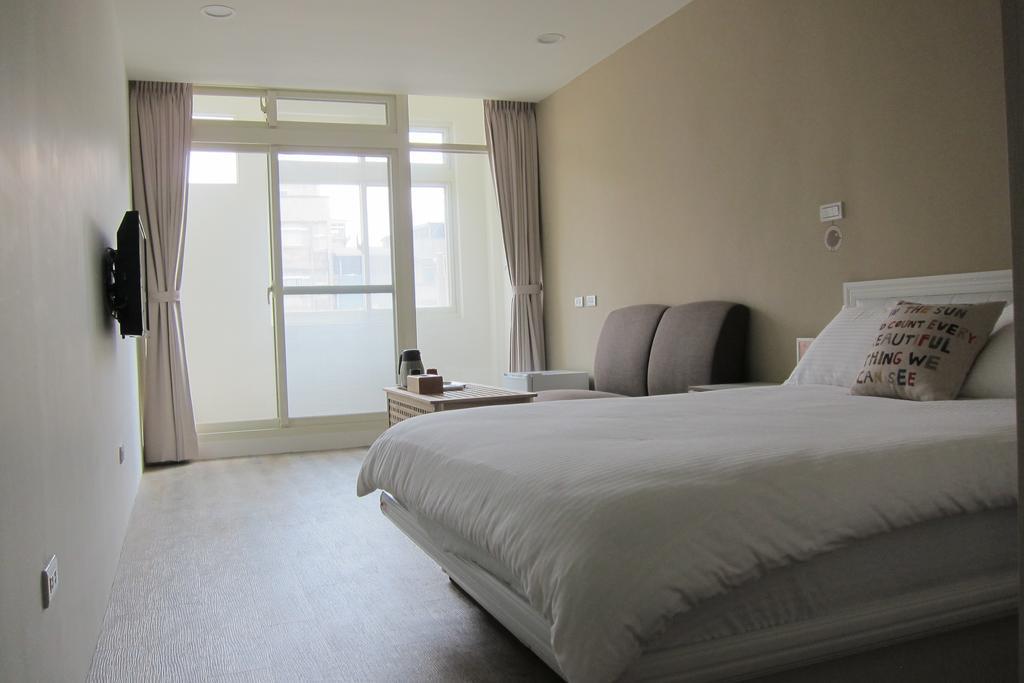 Locomotive Homestay Tamsui Extérieur photo