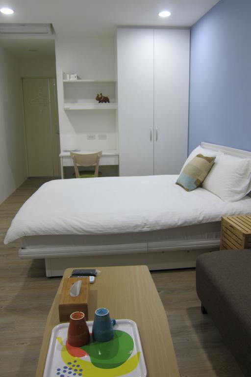 Locomotive Homestay Tamsui Extérieur photo