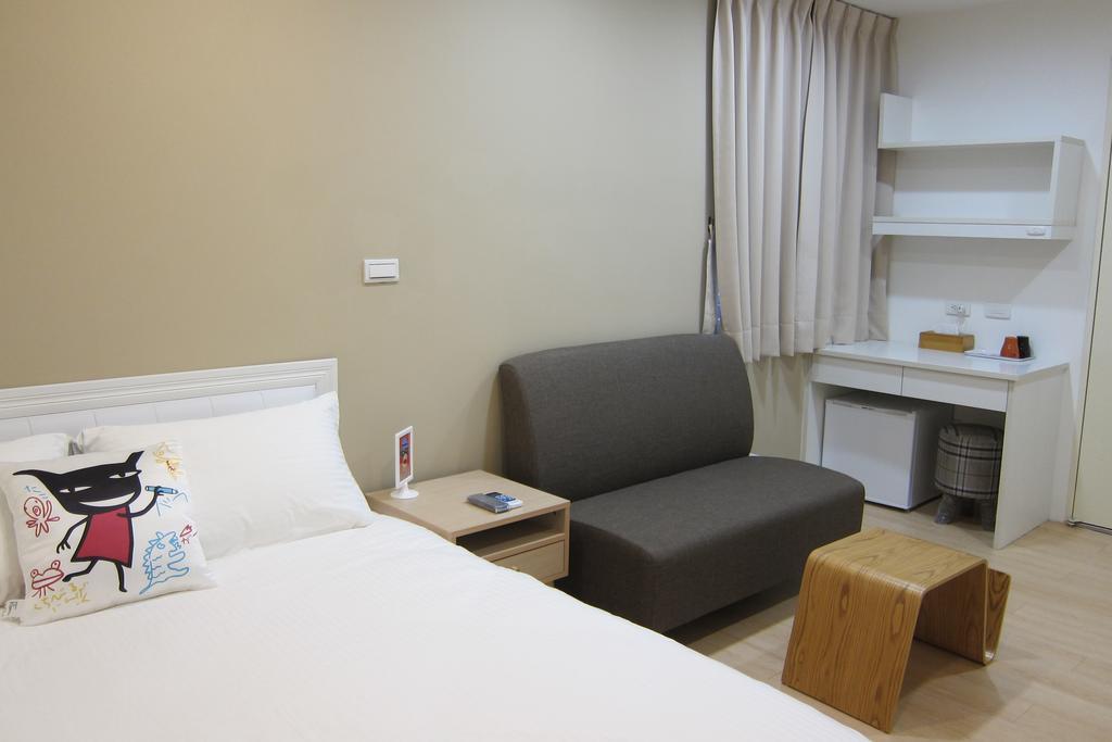 Locomotive Homestay Tamsui Extérieur photo